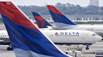 تقليص الرحلات الجوية.. عواصف الشتاء تجبر دلتا إير لاينز الأمريكية على تعديل جدولها